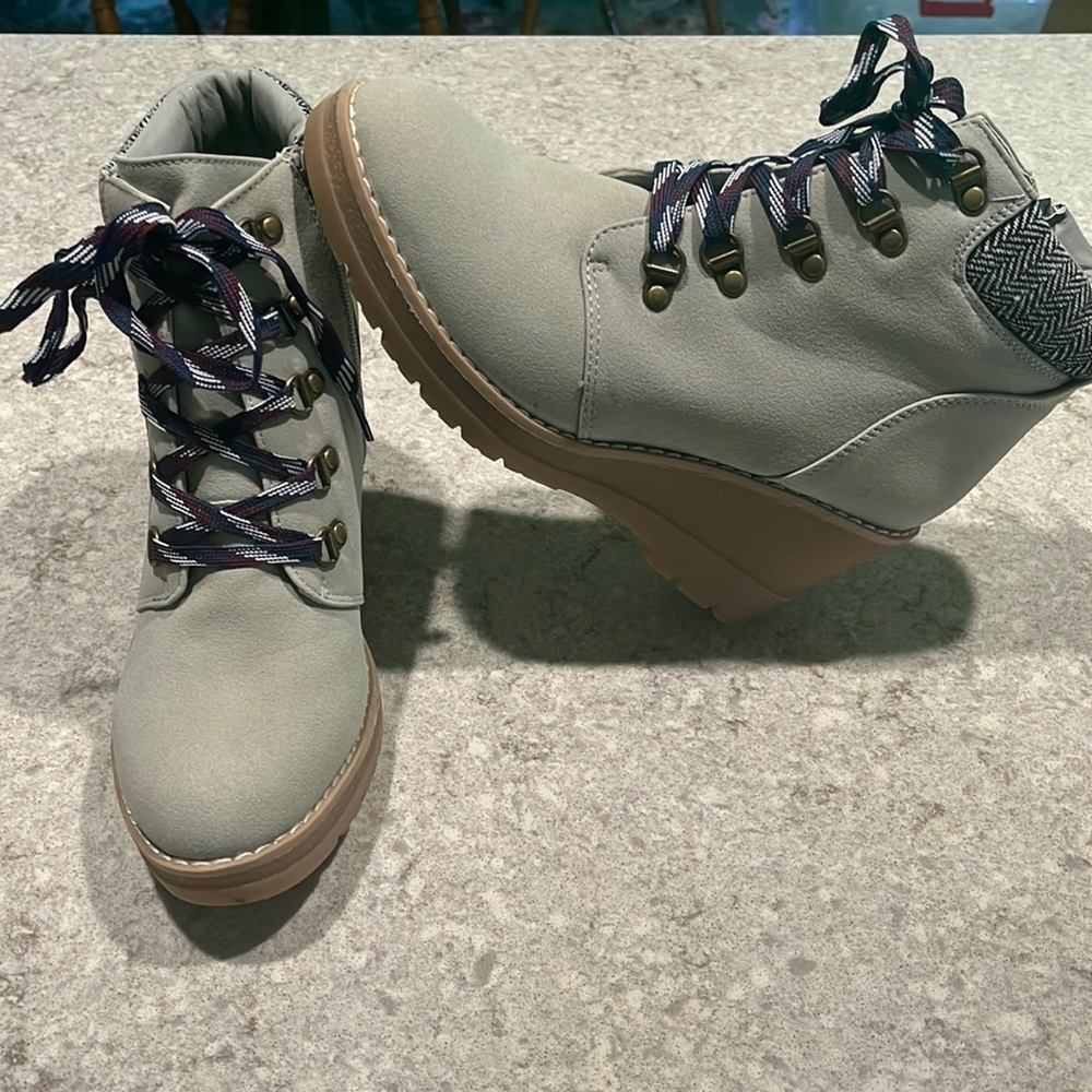 Wedge booties